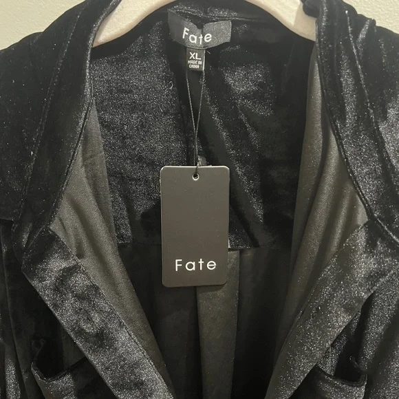 Fate black velvet shirt jacket - Picture 3 of 3